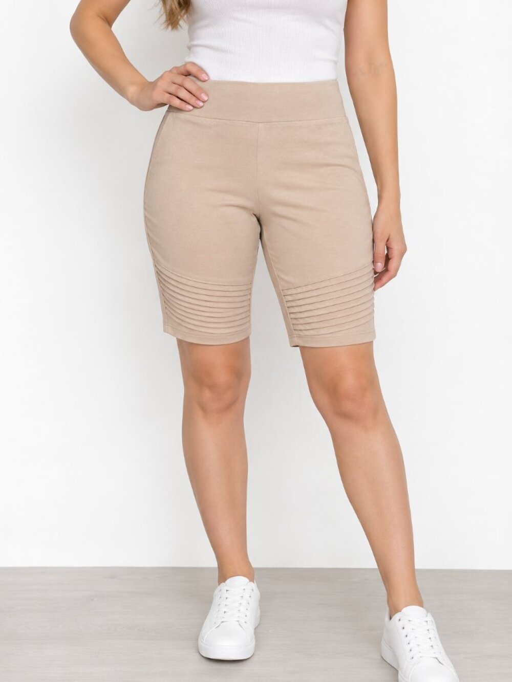 Amaryllis Beige Cotton Stretch Bermuda Shorts Size M